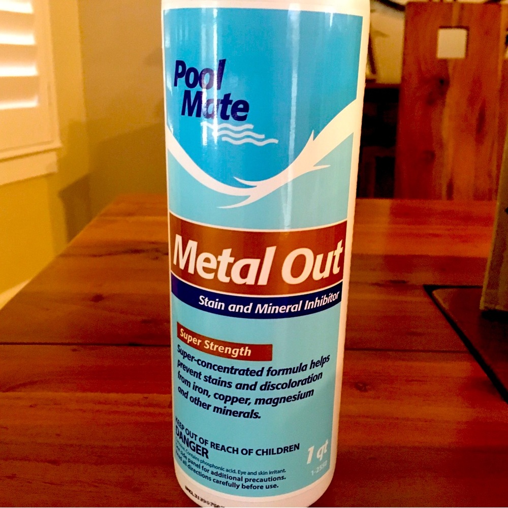 Pool Mate Metal Out Brand New 4 qts